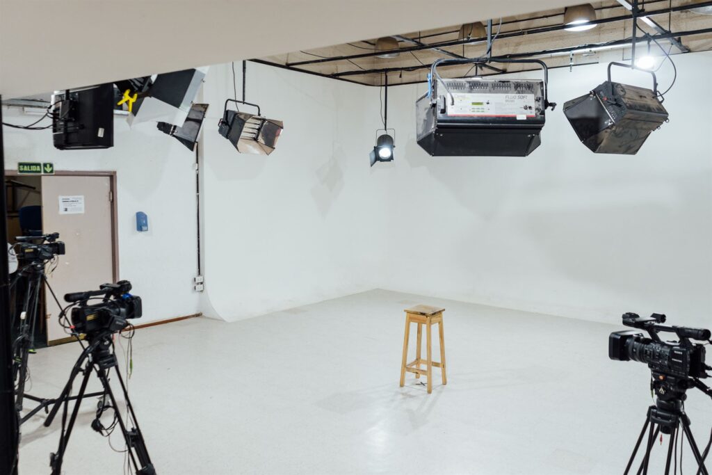 2023-08-15 GRUNHAUT - Ph Atrezzo Productora-14